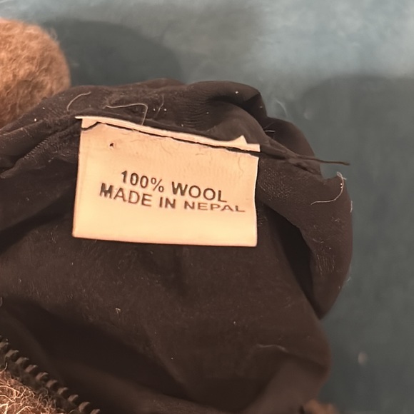 Artisan Handcrafted Felt Wool “Puppy” zipped bag, NWOT - Made in Nepal - Picture 7 of 10